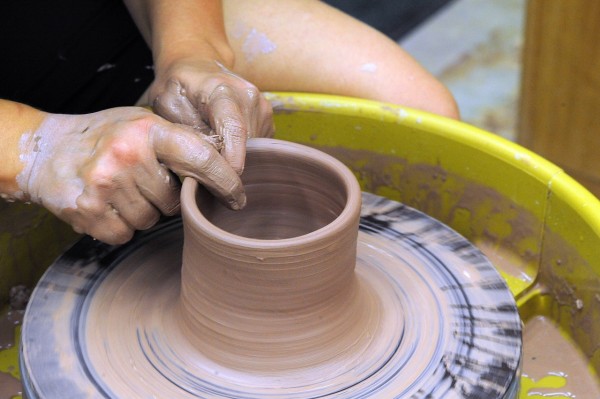 potters-wheel-3873236_1280